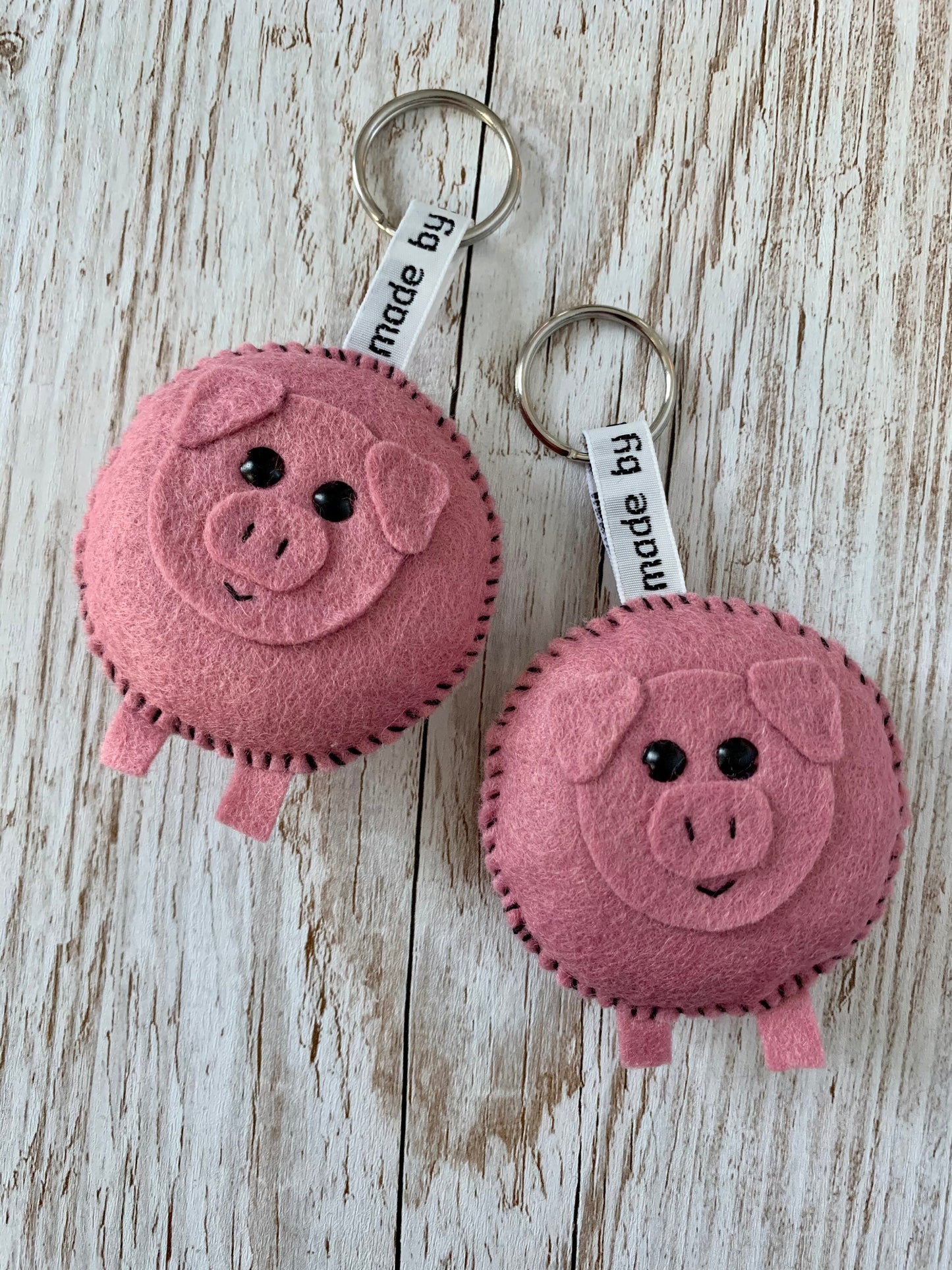 Pig keyring, piggy keyring, pig keychain, piggy keychain,