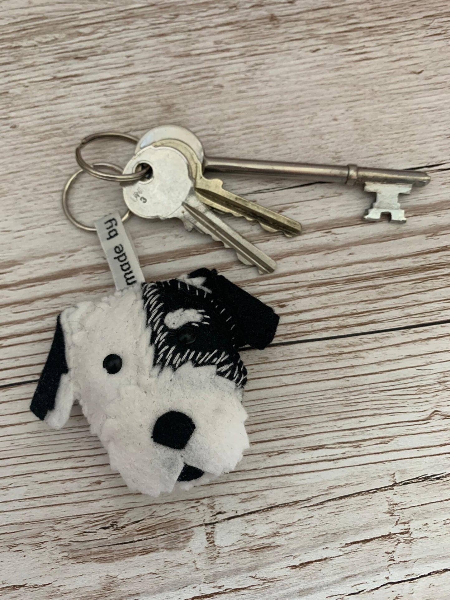 Personalised pet, Personalised pet keyring, broach, badge, pet key chain, pet keyring, pet brooch