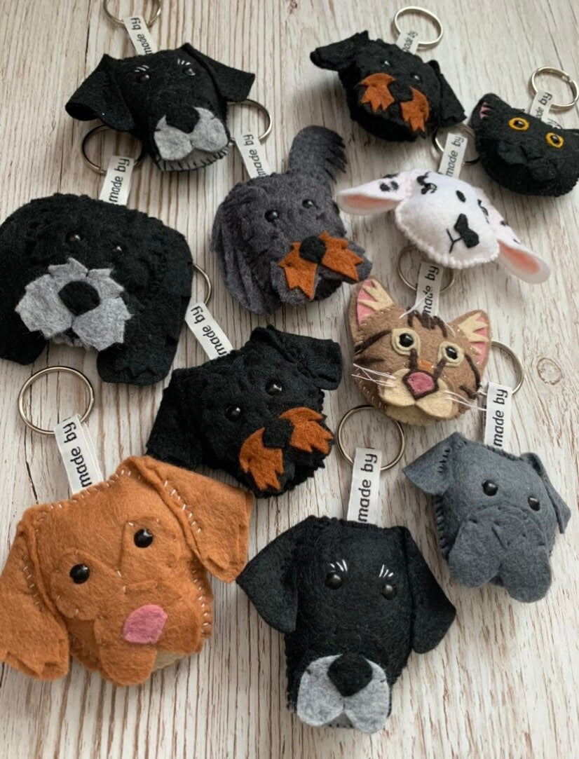 Personalised pet, Personalised pet keyring, broach, badge, pet key chain, pet keyring, pet brooch