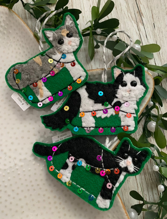Pet Christmas tree decoration in Christmas lights