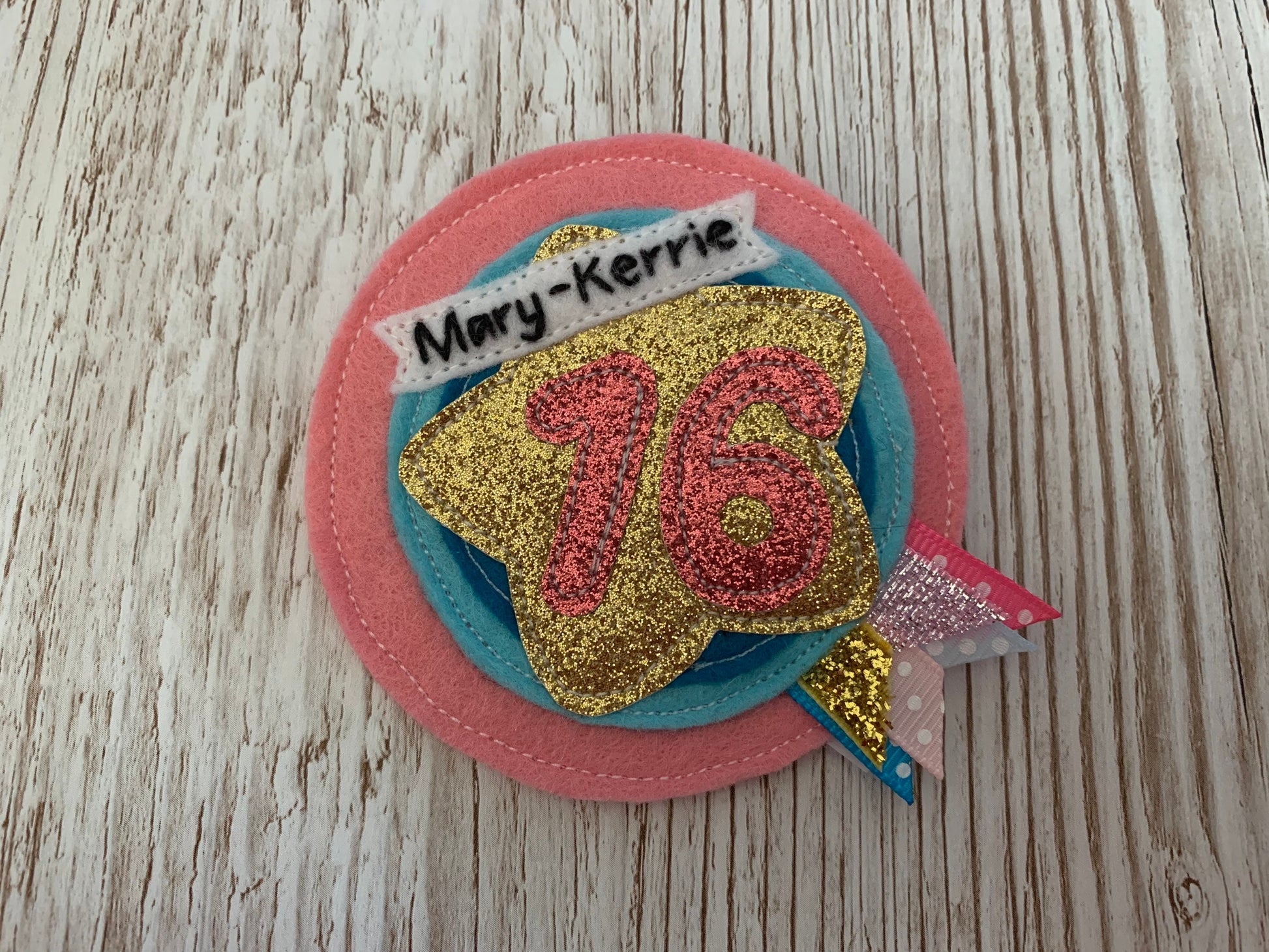 Custom personalised age birthday badge rosette, birthday badge, personalised birthday badge, any colour birthday badge